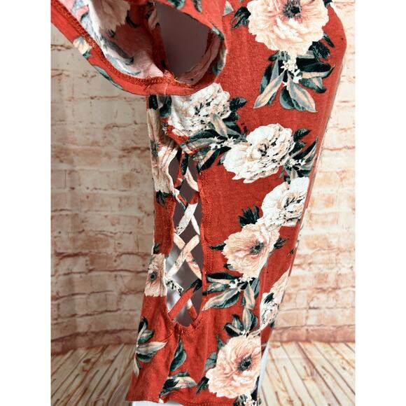 Floral Bodysuit Sz XL Scoop Neck and Back Open Sides Short Sleeve Top Blouse - Picture 3 of 6